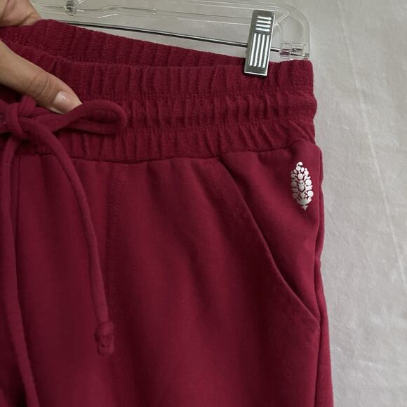 Free People Movement Sunny Skinny Sweat Pants red, size S, relaxed fit, mid-rise - Picture 4 of 11